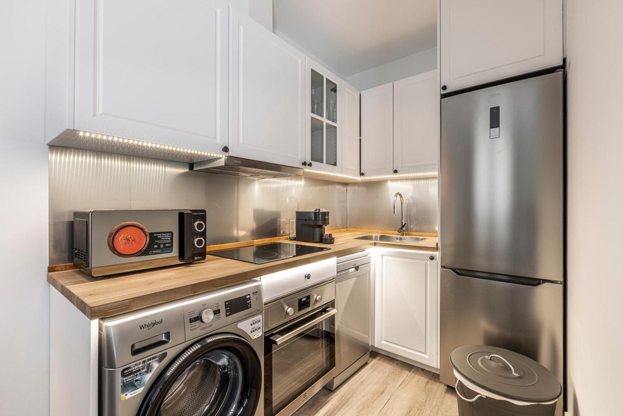 מדריד Plaza De Castilla Apartments מראה חיצוני תמונה